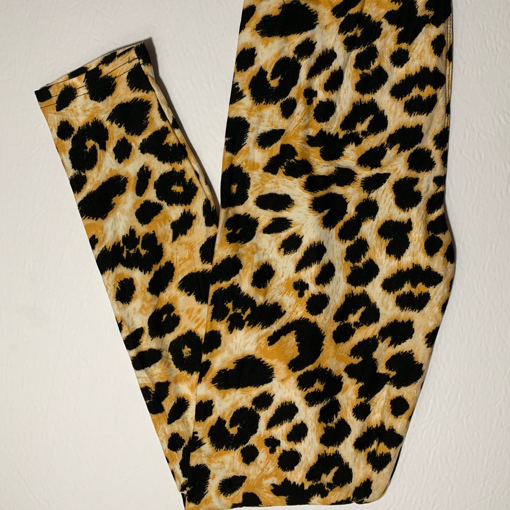 Cheetah Animal Print Soft Leggings OS TC Plus